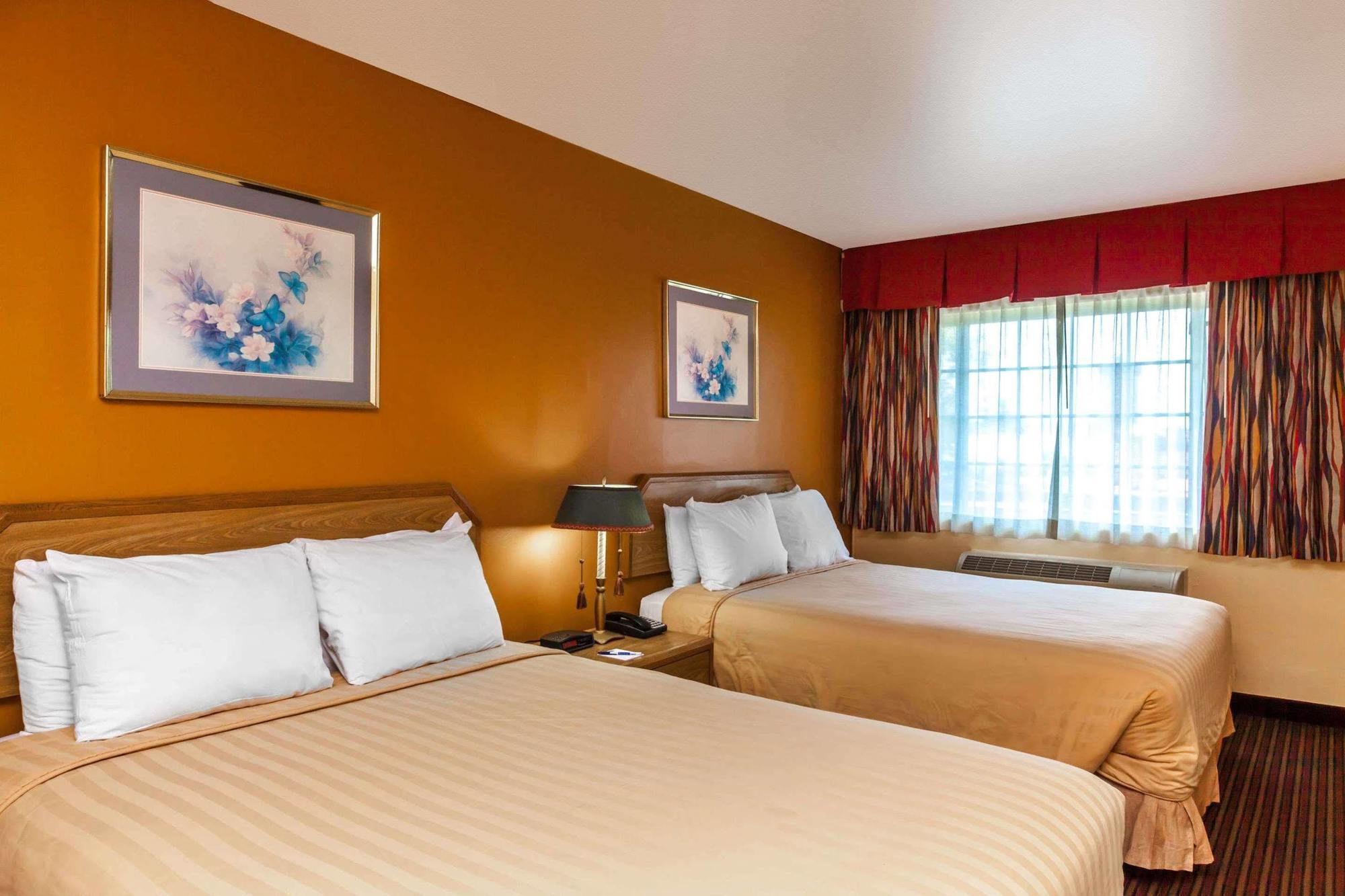 University Inn At Сан Луис Обиспо Экстерьер фото