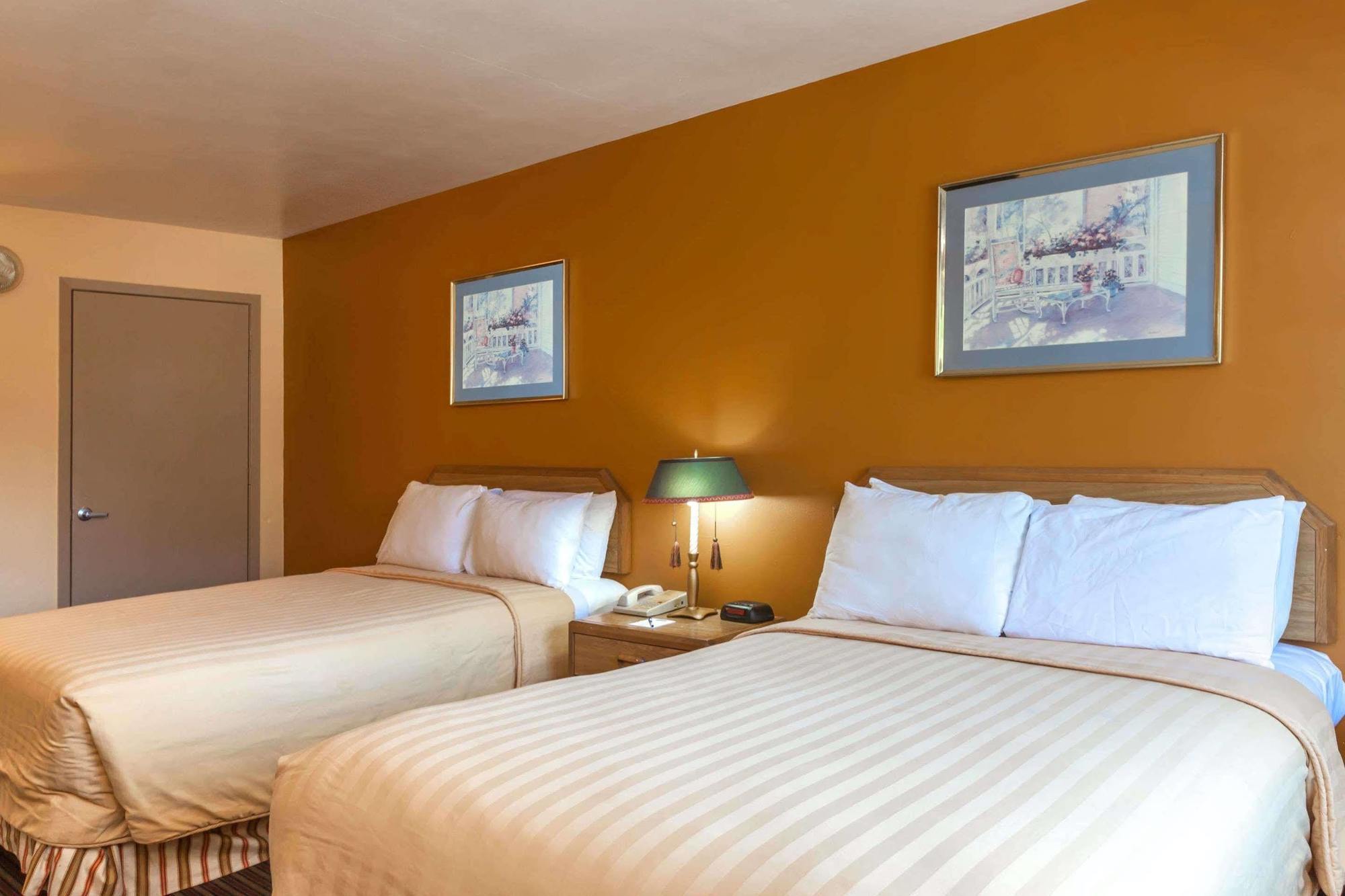 University Inn At Сан Луис Обиспо Экстерьер фото